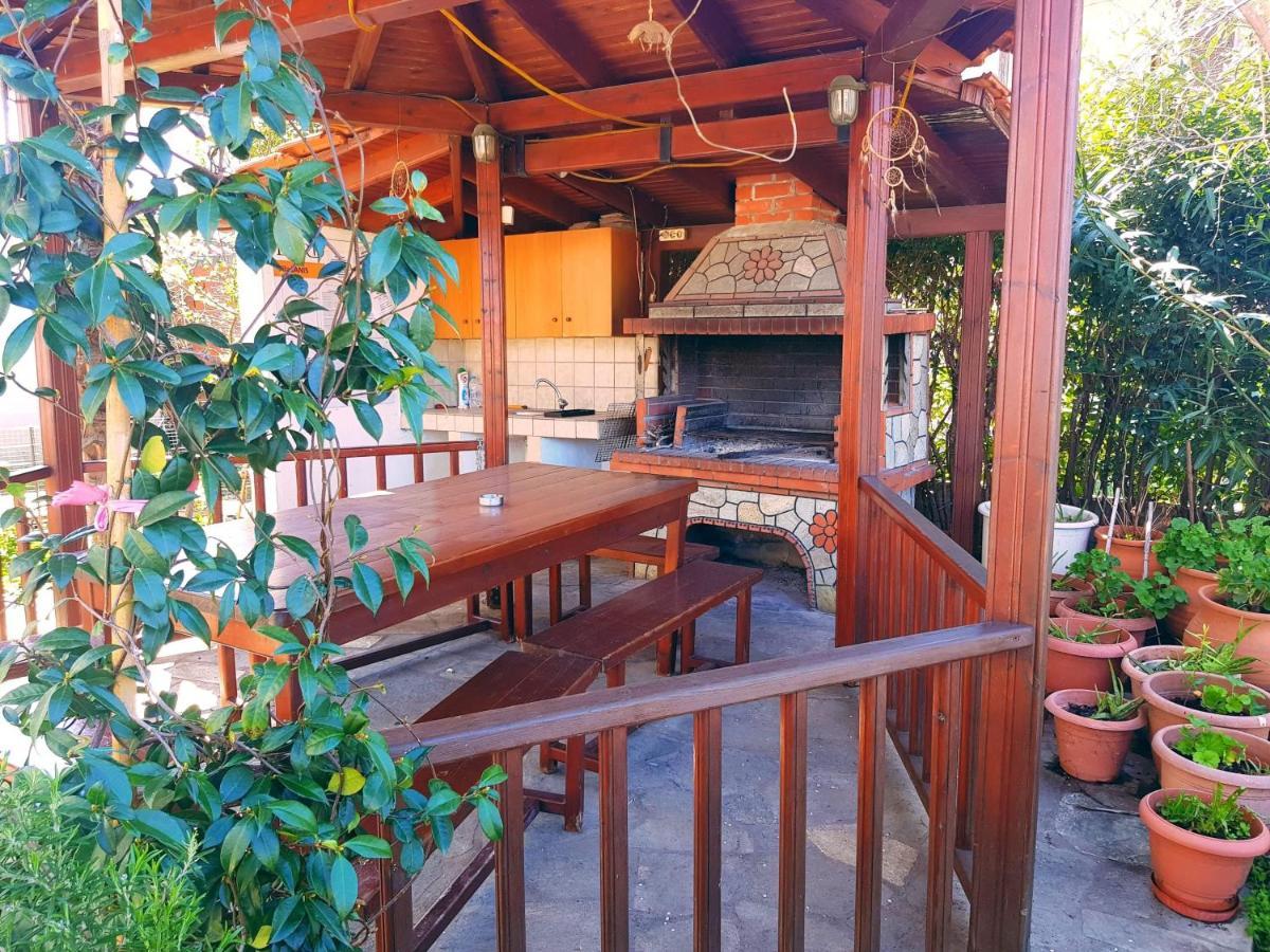 Villa Giannis 2 Nea Vrasna Exterior photo